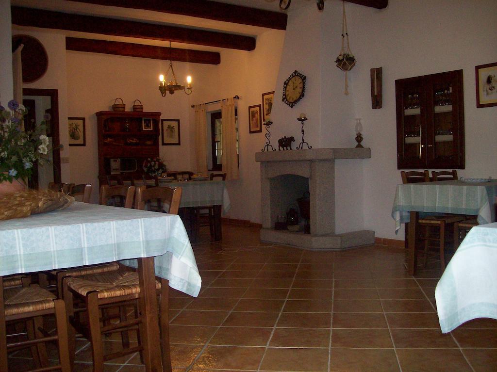 Turismo Rurale L'Agliuledda Sant'Antonio di Gallura Exterior photo