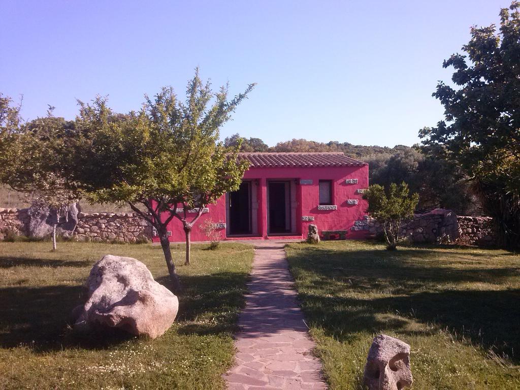 Turismo Rurale L'Agliuledda Sant'Antonio di Gallura Exterior photo