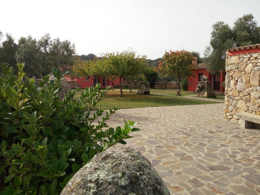 Turismo Rurale L'Agliuledda Sant'Antonio di Gallura Exterior photo